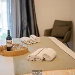 Seaphir - Vacation With Pool In * Nieuwpoort