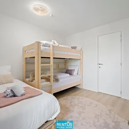 아파트 Seaphir - Vacation With Pool In *