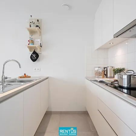 아파트 Seaphir - Vacation With Pool In