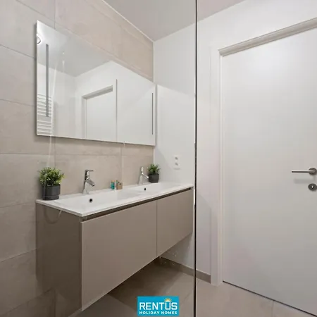 아파트 Seaphir - Vacation With Pool In 니우포르트