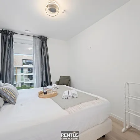Seaphir - Vacation With Pool In Apartamento Nieuwpoort