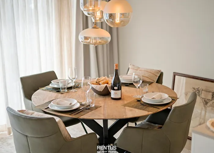 Seaphir - Vacation With Pool In * Nieuwpoort